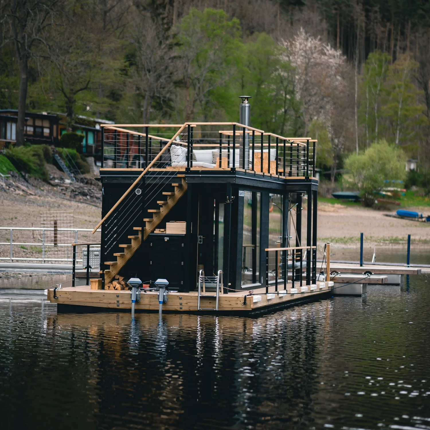 SaaleSpa at the Portenschmiede jetty with the stairs to the roof terrace