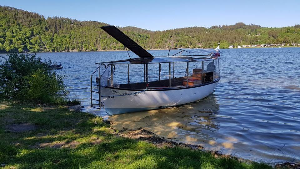 Elvira am Ufer des Hohenwarte-Stausees